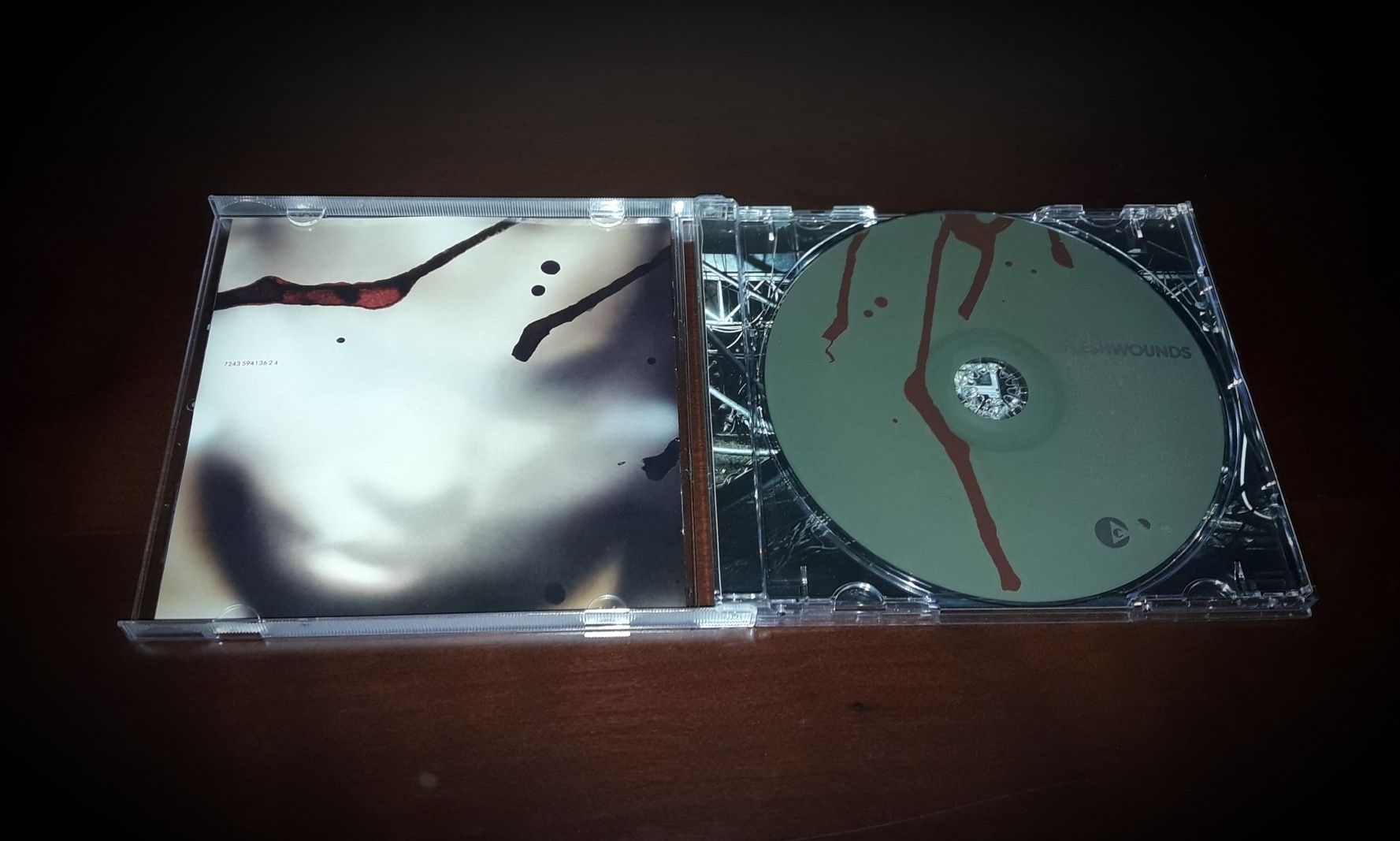 CD SKIN FleshWounds para quem colecionar