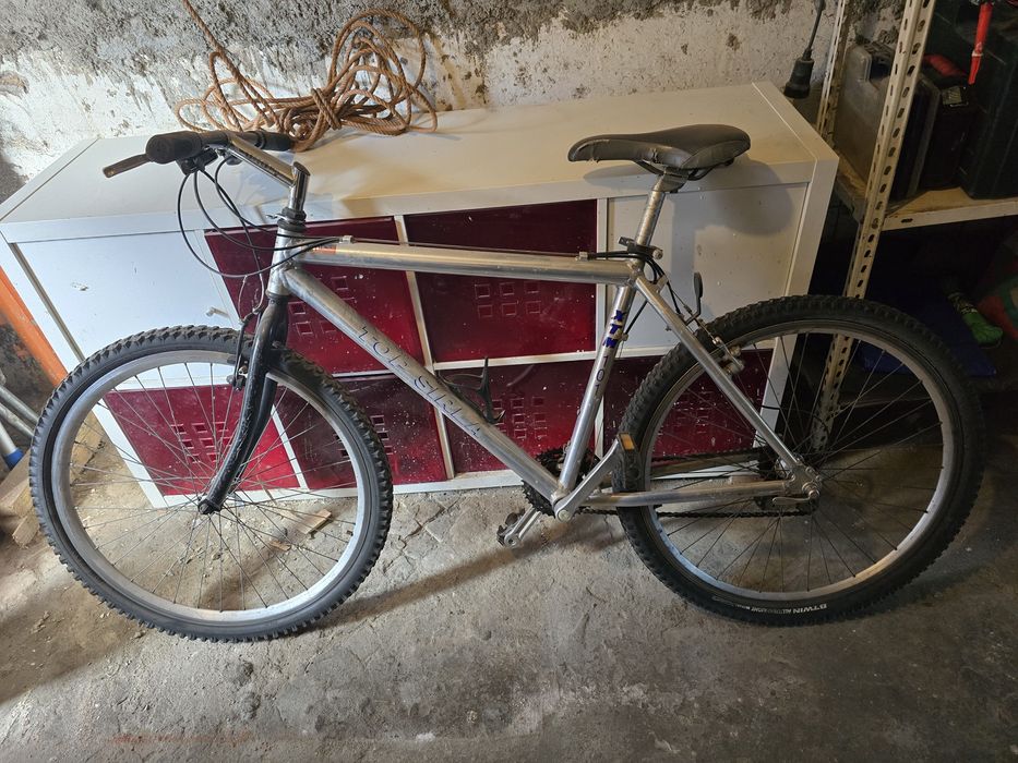 Bicicleta com mudanças marca sirla