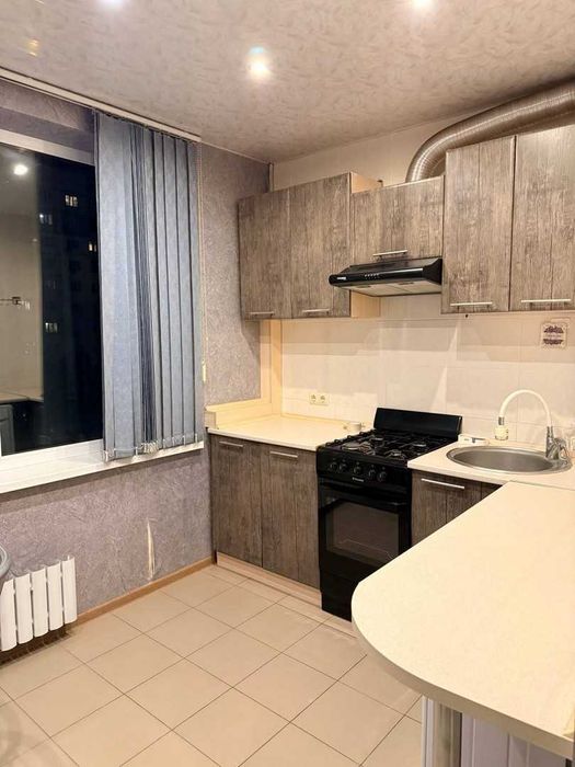 Сдам 1 ком. кв. метро Студенческая, Гв.Широнинцев 47А