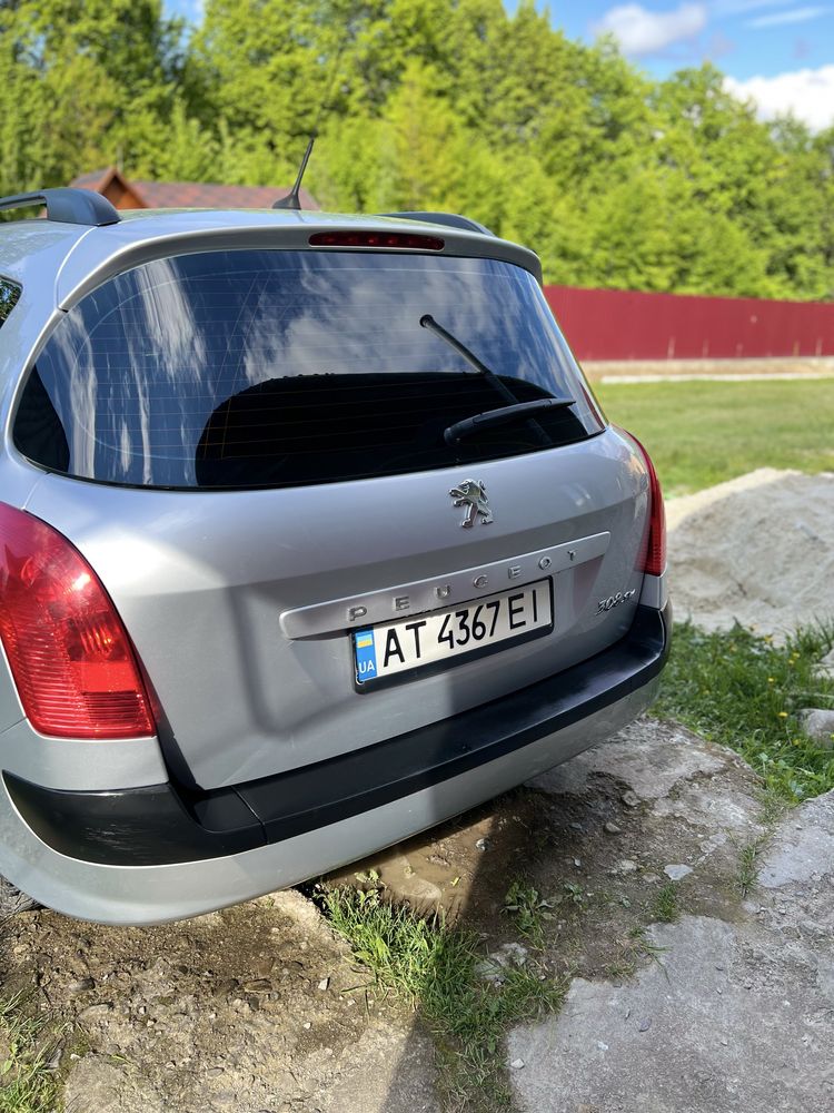 Продам пежо 308sw 2010