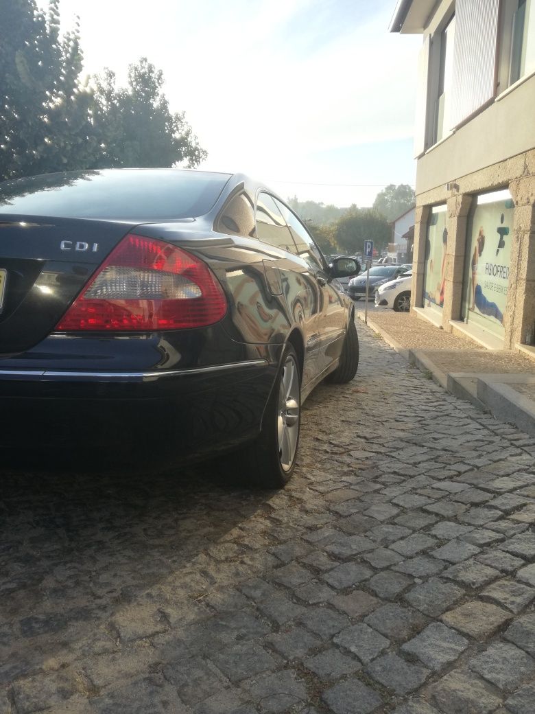 Mercedes Benz CLK 220 Coupe