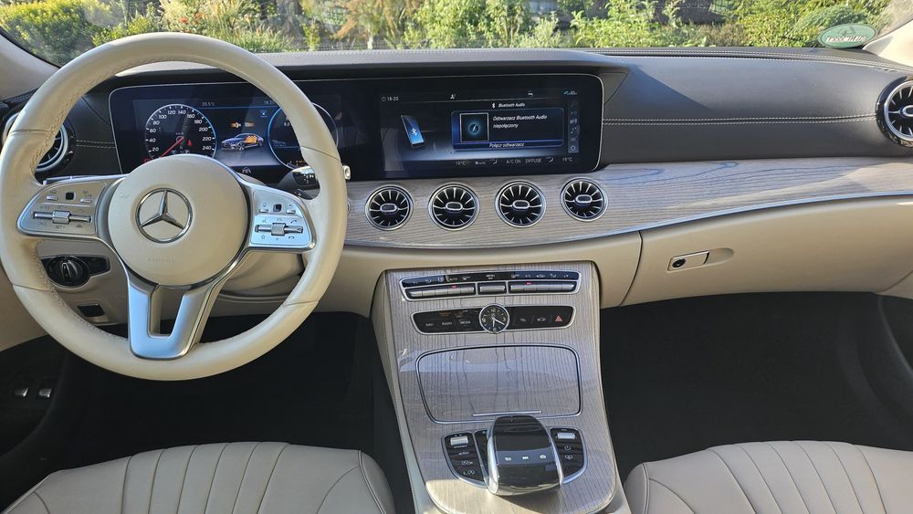 Mercedes Benz CLS 400D, wyjątkowe wyposażenie, 1 właściciel od 5 lat