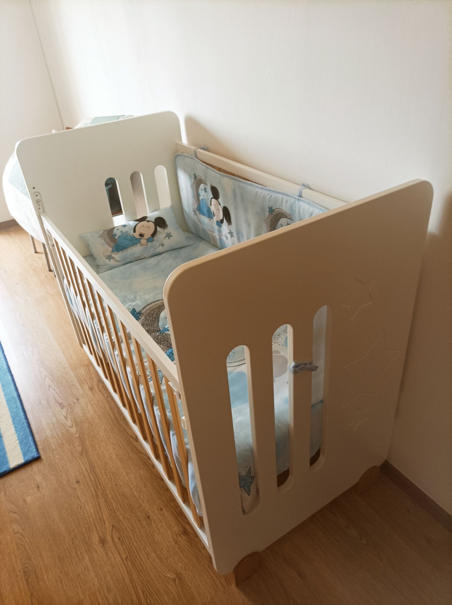 Cama para bebe / berço