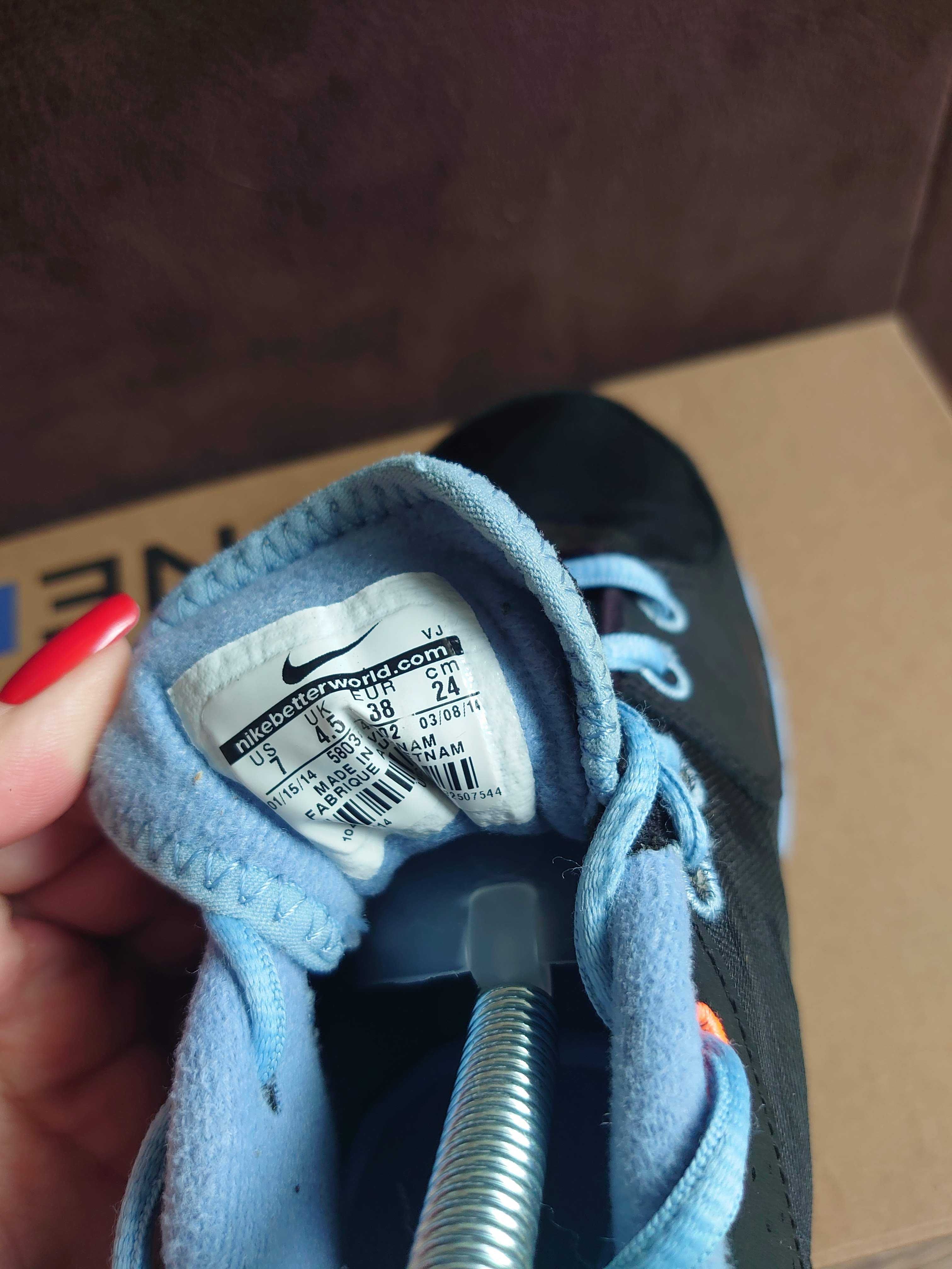 Nike Buty do biegania 38