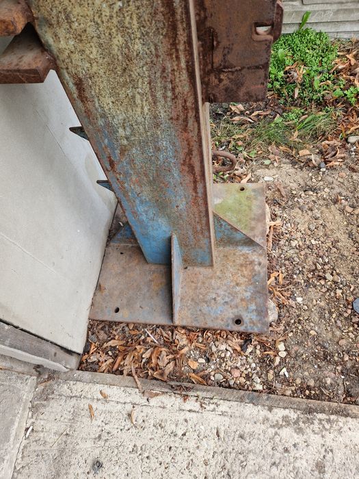 Rama blacharska posadzkowa w posadzke