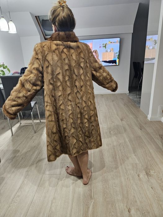 Piękne futro  z naturalnych norek