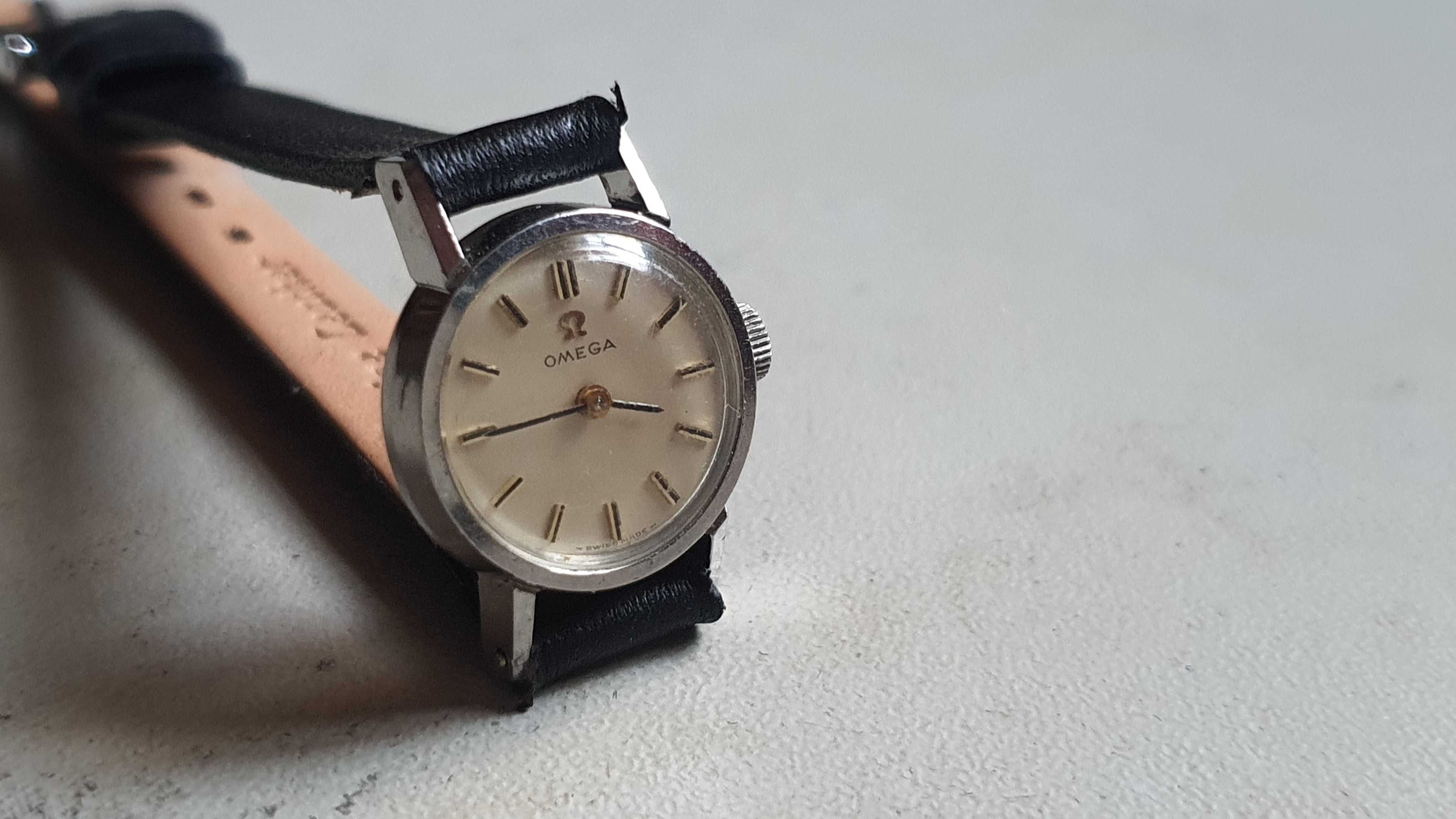 omega - manual - zegarek