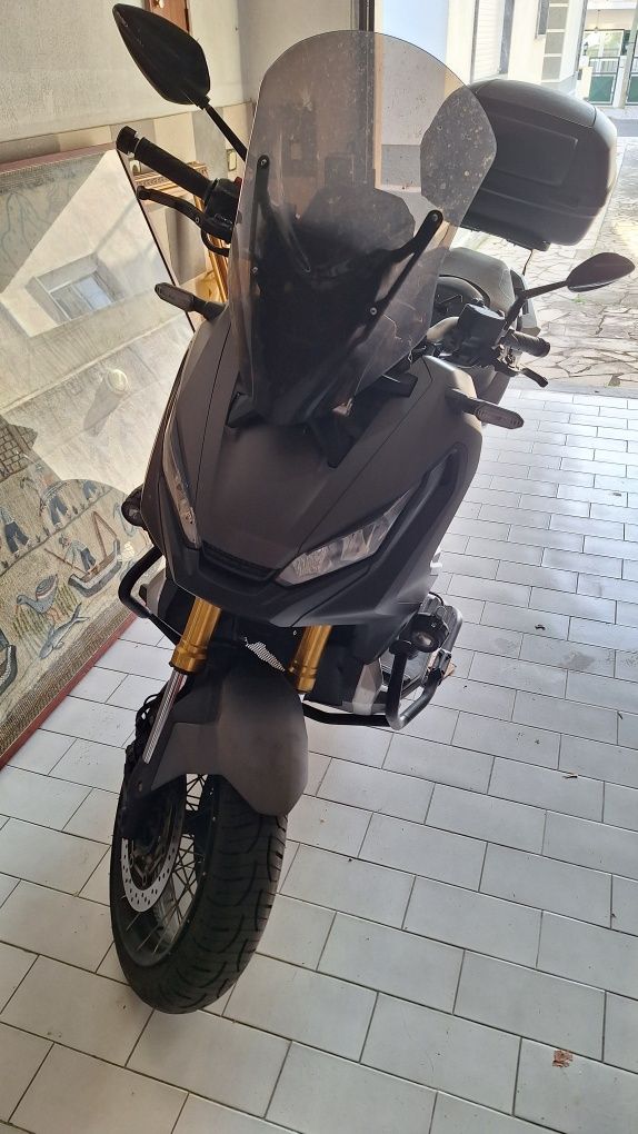 Honda Xadv 2018 muitos extras