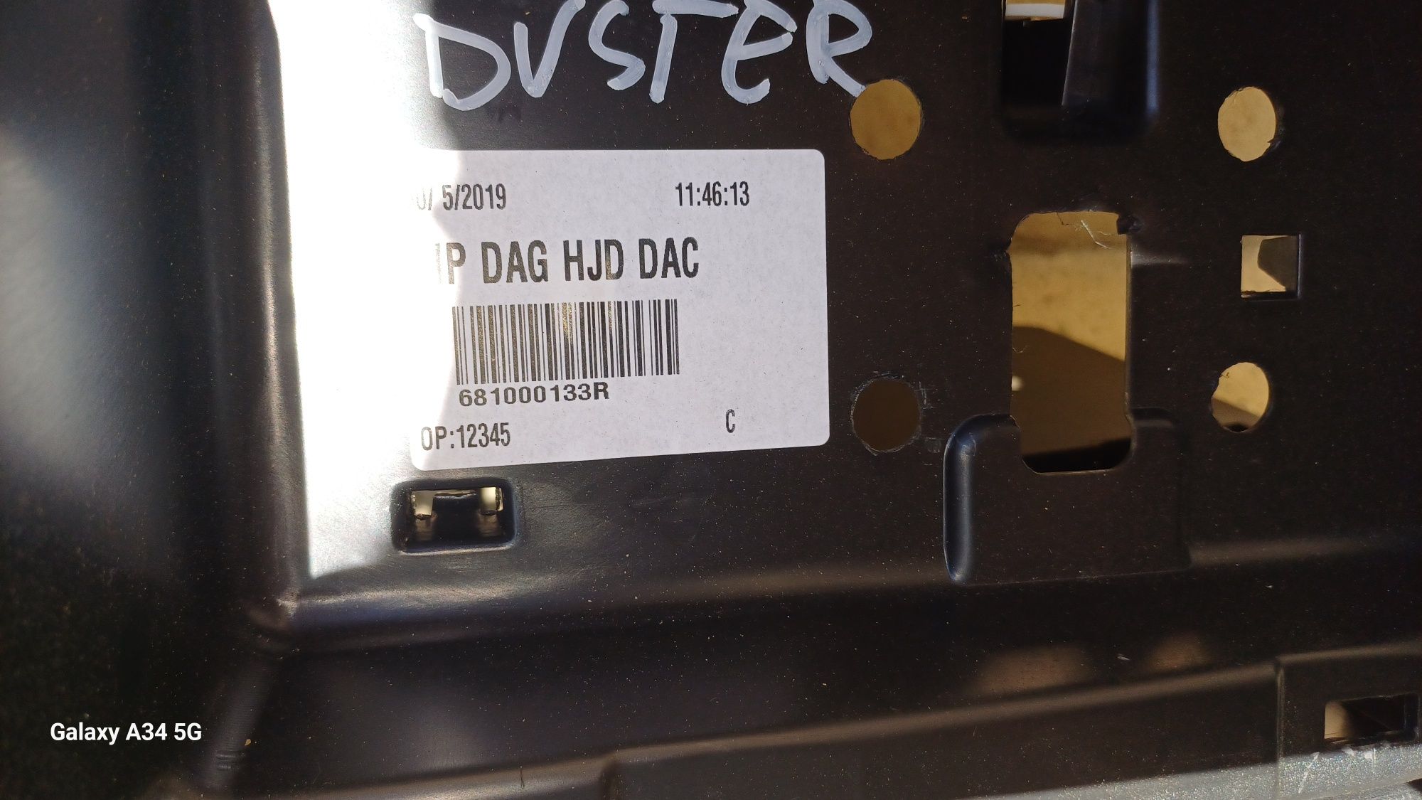Deska rozdzielcza konsola dacia duster ll