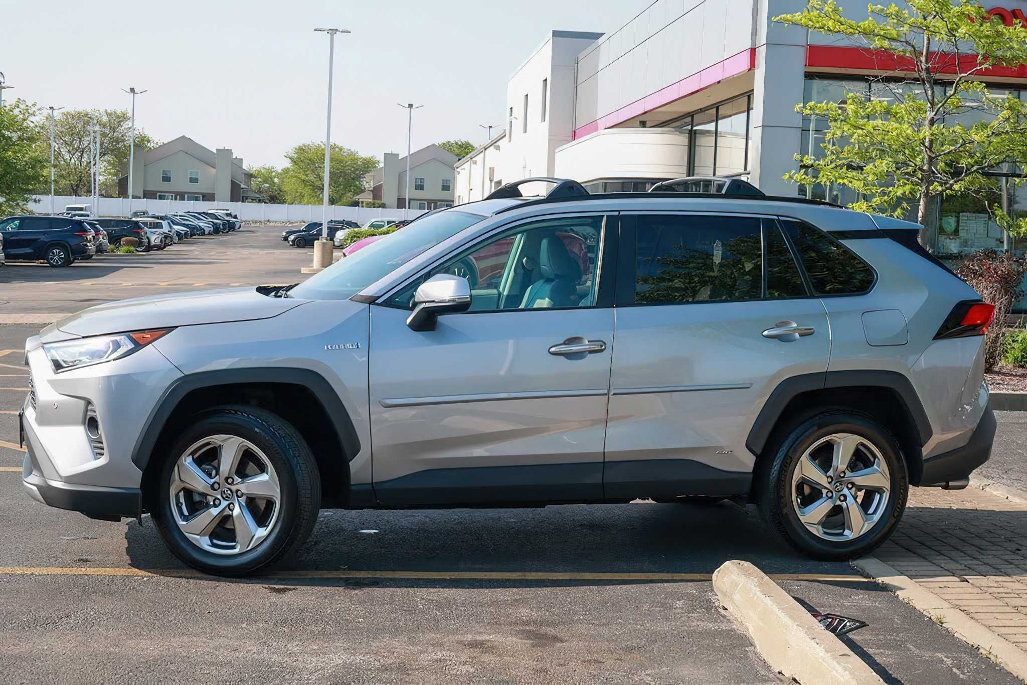 Toyota RAV4 Hybrid Limited 2020