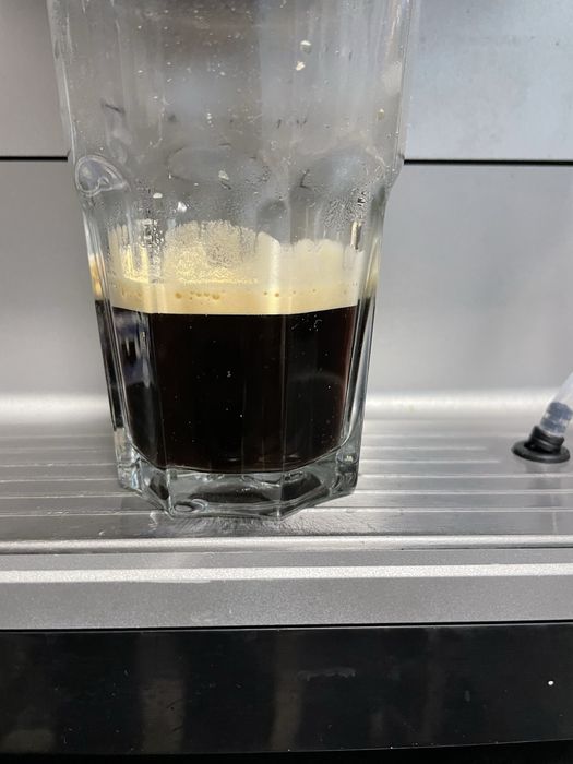 Кавоварка Miele СМ 6100.