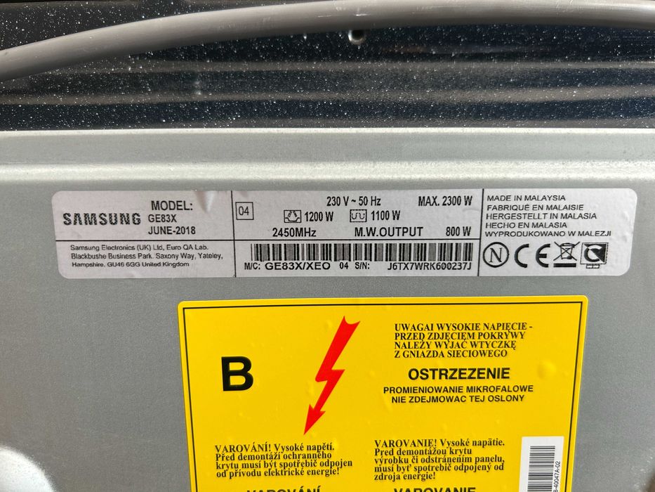 Kuchenka Mikrofalowa Samsung GE83X Lustro 23L 800/1100W Grill