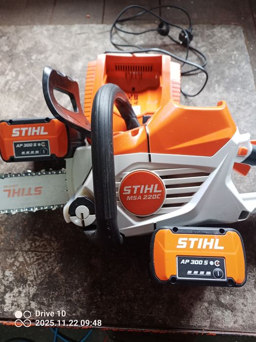 Sprzedam pilarkę akumulatorowa Stihl