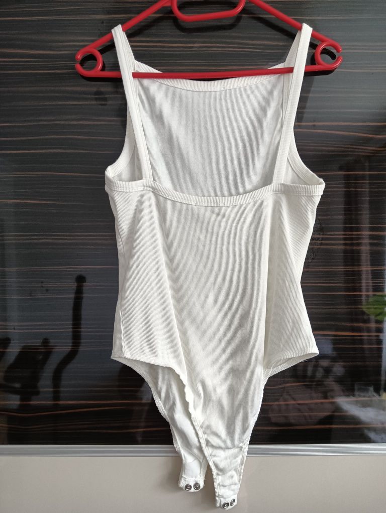 Body kremowe rozmiar L