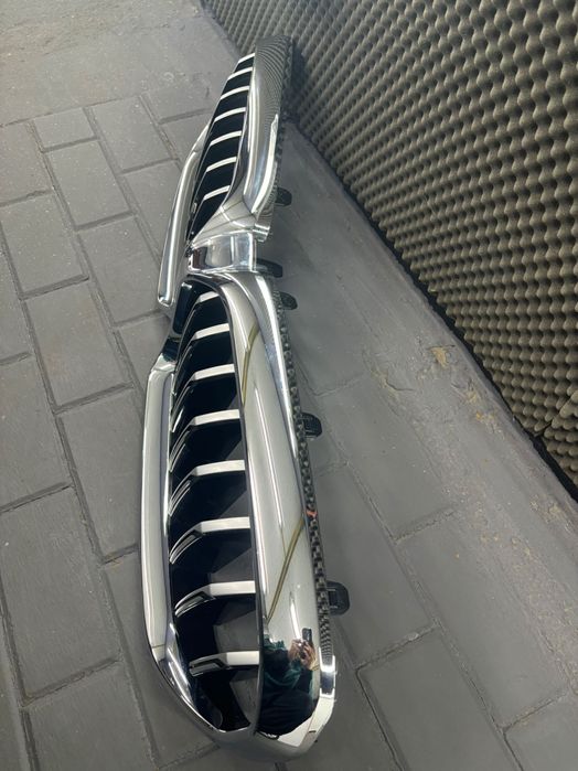Grill OE BMW G30 Lci
