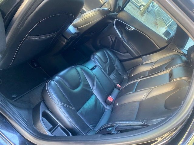 VOLVO V40 2.0 D4 190cv BANCOS PELE