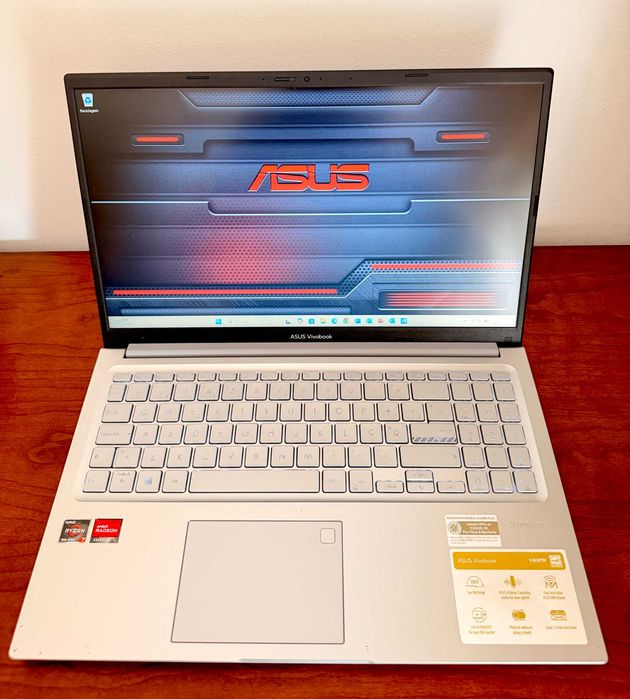 Asus VivoBook 15 M1502Y|15.6"FullHD|Ryzen 7-7730u|16Gb Ram|Ssd 512Gb|