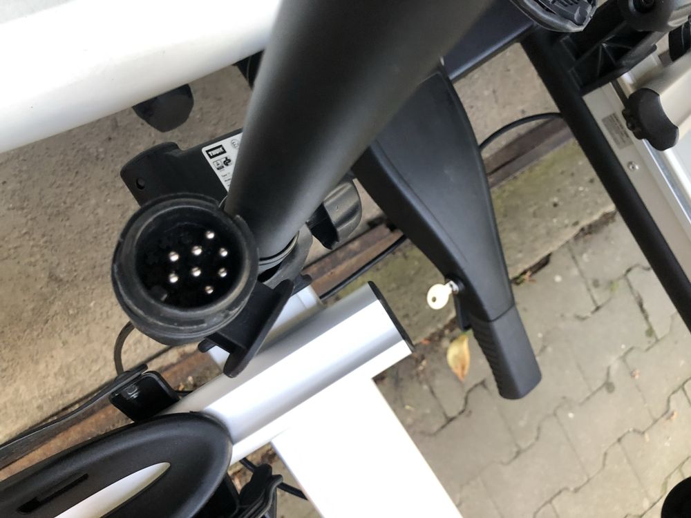 Bagażnik rowerowy marki Thule na 3 rowery model VeloCompact926