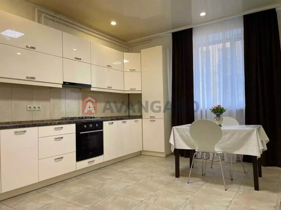 Сдам 2-х комн, ЖК Набережный Квартал, этаж 2/12, Современный ремонт!