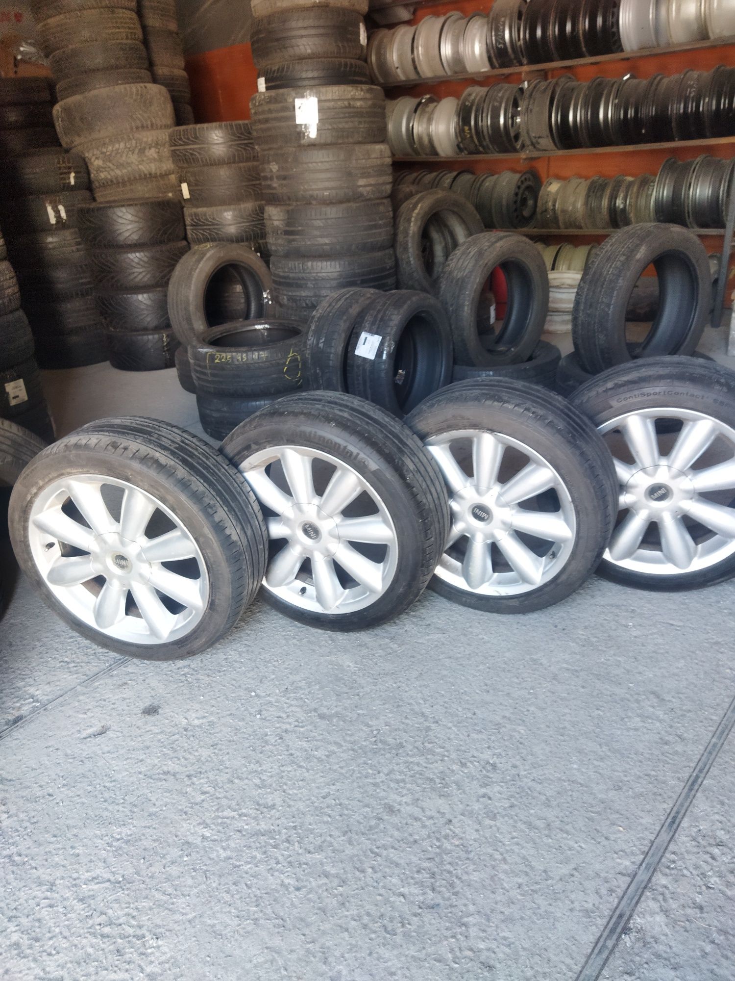 5.120.18 Mini, BMW комплект с резиной
