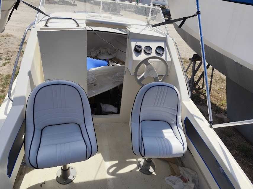 Barco Riamar com 5,70 metros
