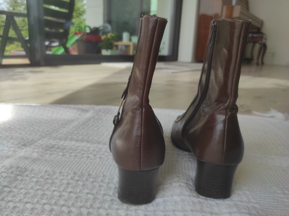 Vintage botki z kwadratowym noskiem brązowe 38  brown ankle boots