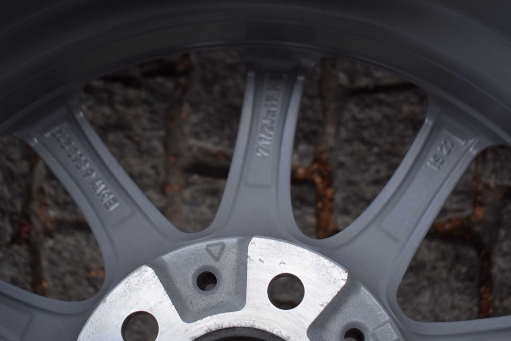 BMW 5 G30 X1 F48 X2 MINI czujniki oryginał alu 17 Pirelli jak nowe