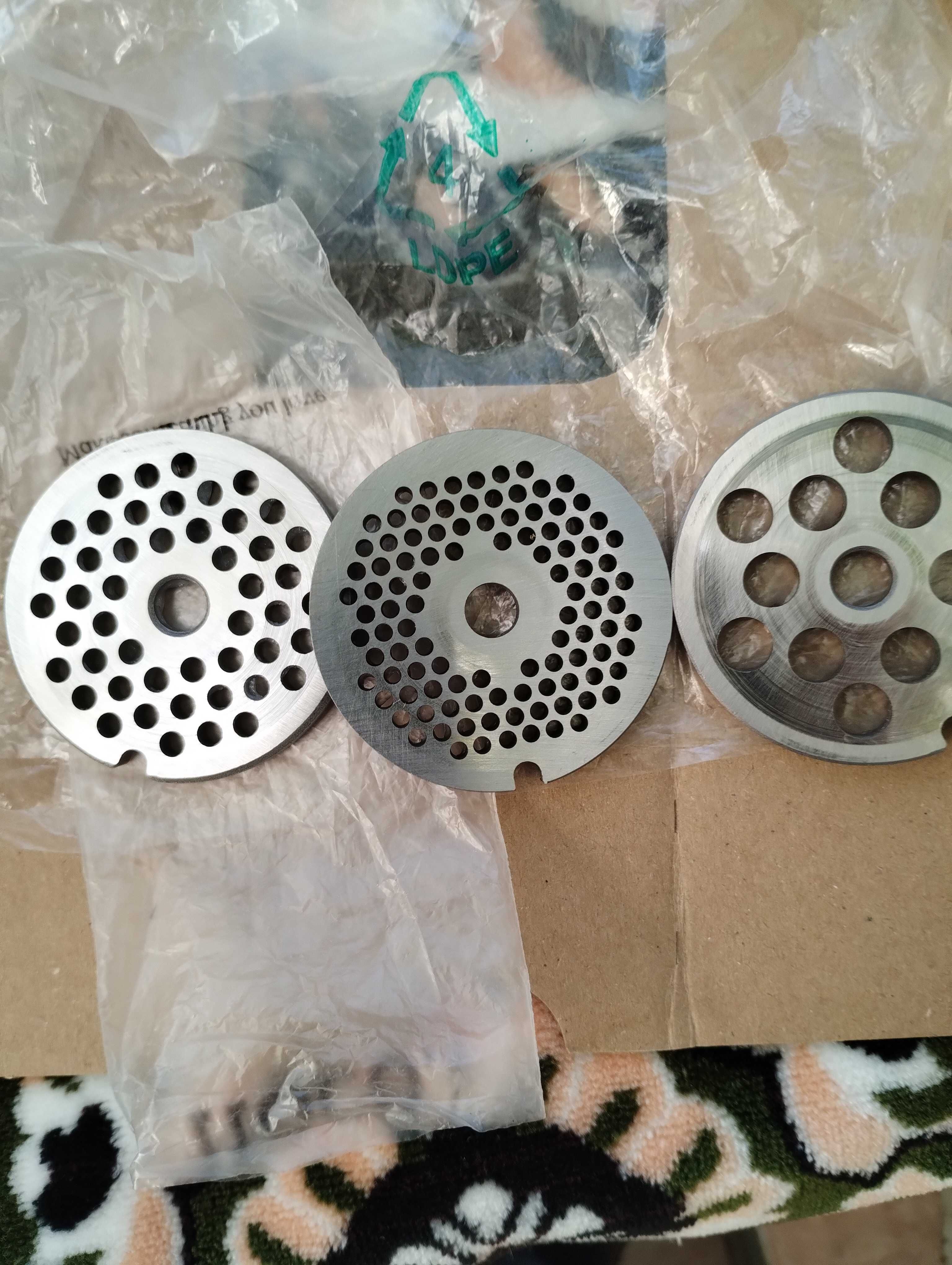 М'ясорубка Bosch Compact Power MFW3640A