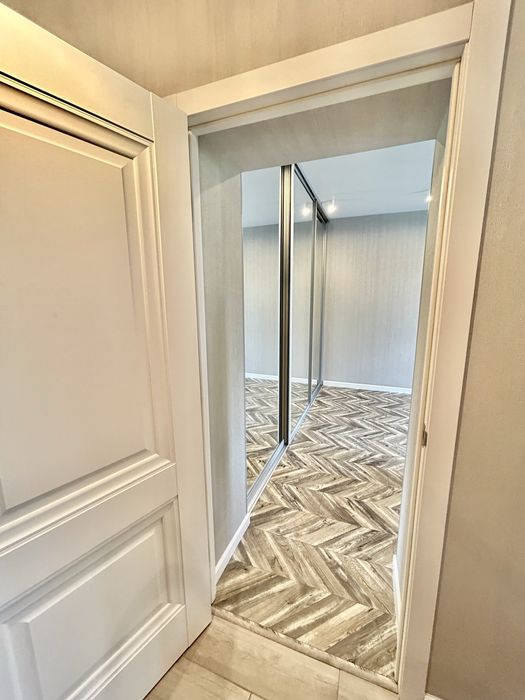 (6) Квартира подобово посуточно Люкс Центр Зоопарк новый ремонт