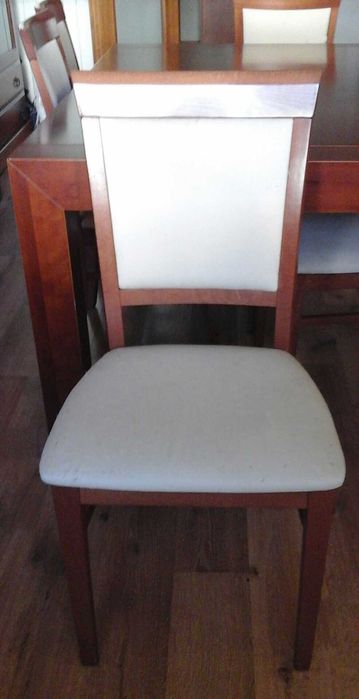 Cadeiras de sala em cerejeira