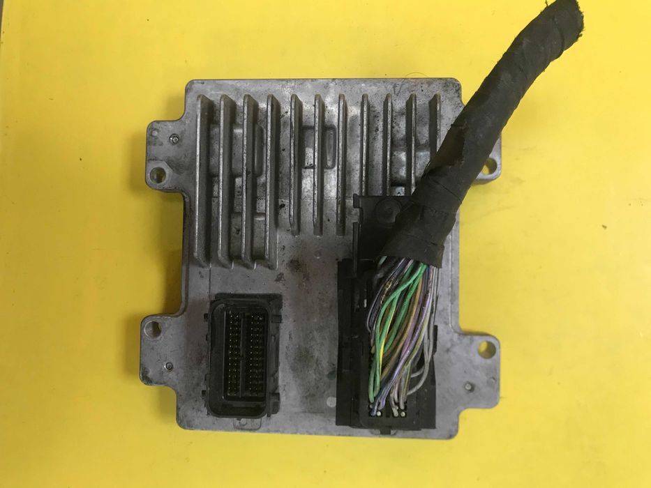 Блок управління двигуном Chevrolet Aveo 12645482 AA2T