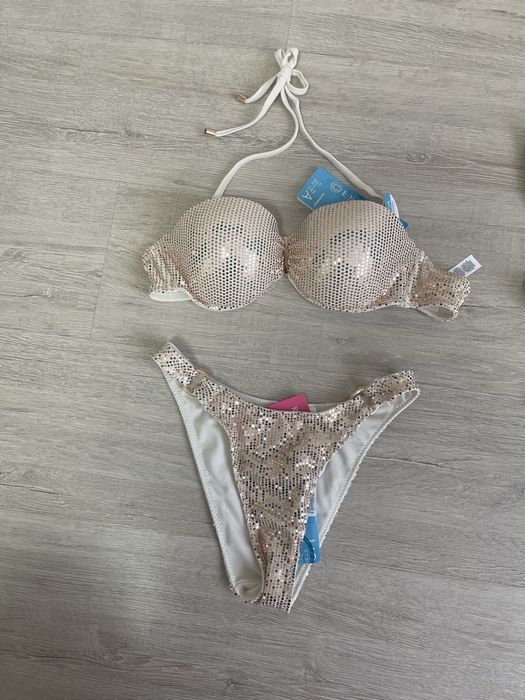 Купальники жіночі з пуш-ап нові