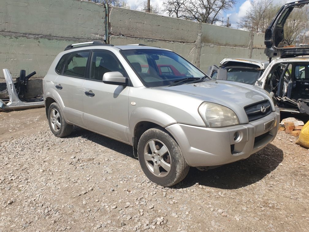 Разборка Hyundai Tucson Limited JM 2.0 4WD бензин шрот запчастини