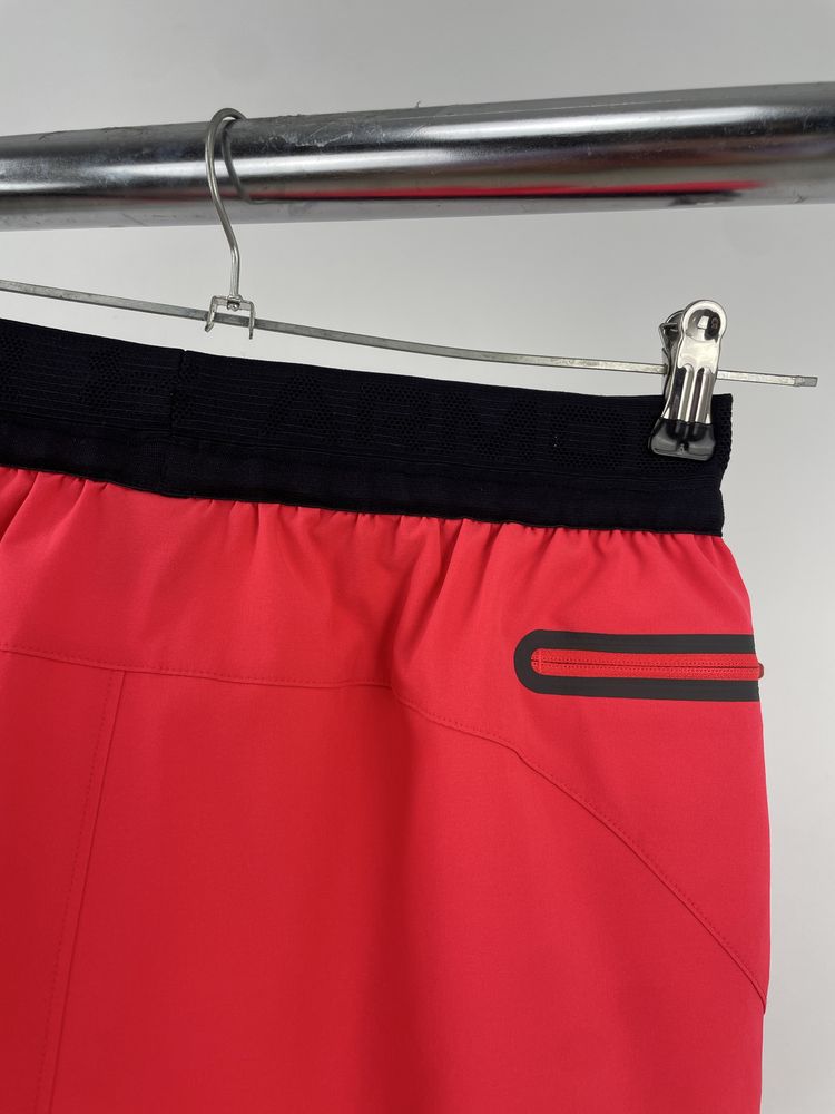 С-М Жіночі шорти Under Armour спортивні спортивные шорты оригинал