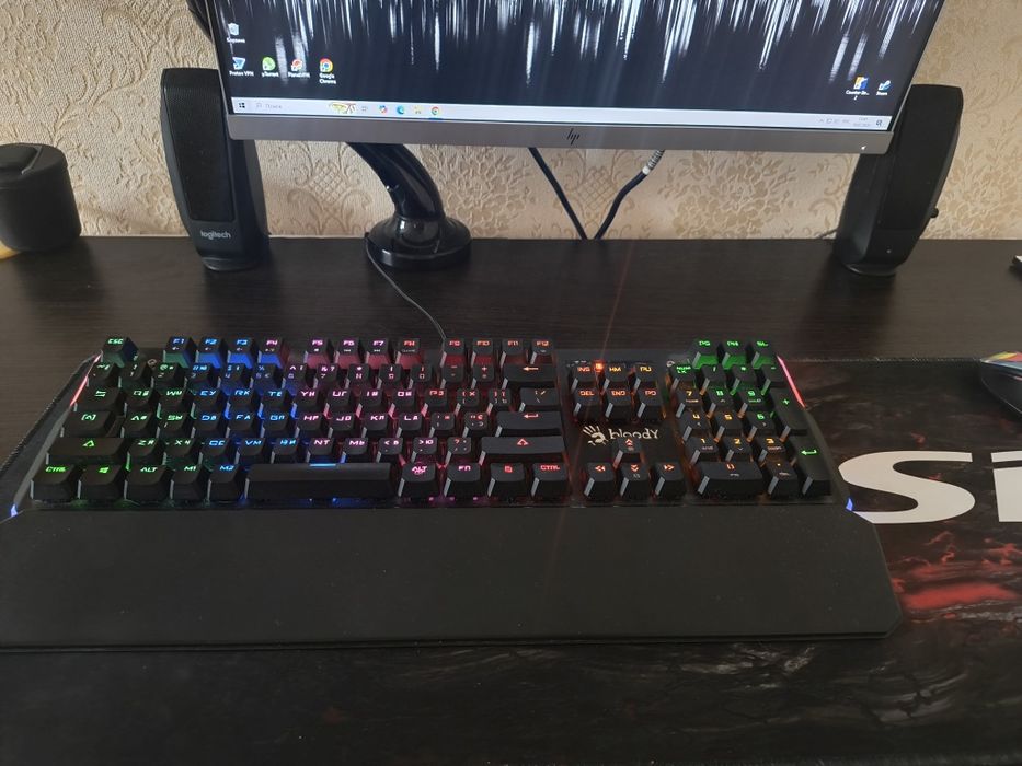 Клавиатура bloody B885N A4tech или с мышкой