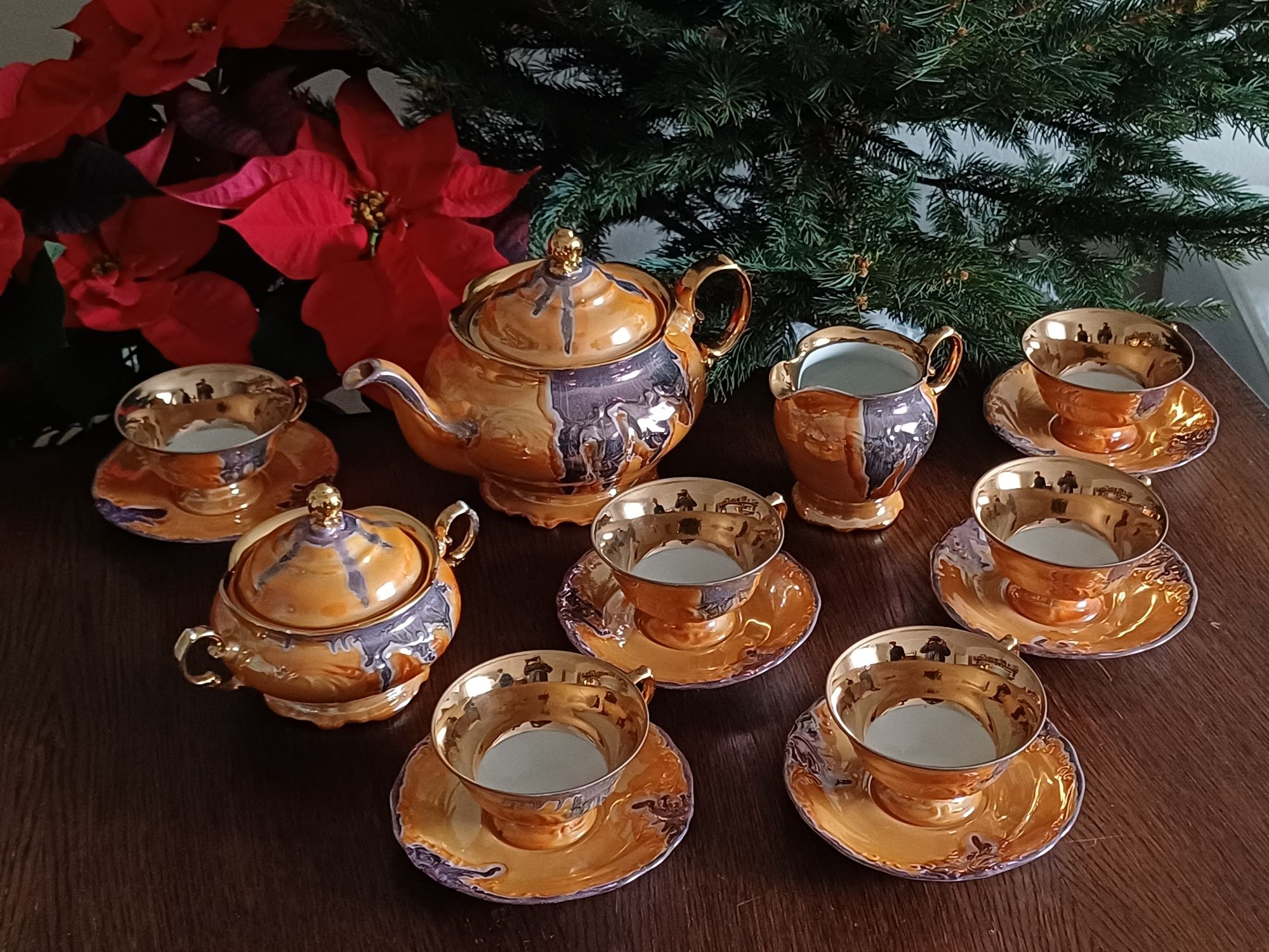 Złocony serwis do kawy Porcelana Wałbrzych