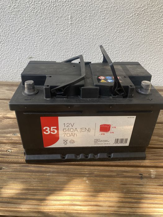 Bateria 70 ah 640A marca Norauto semi-nova