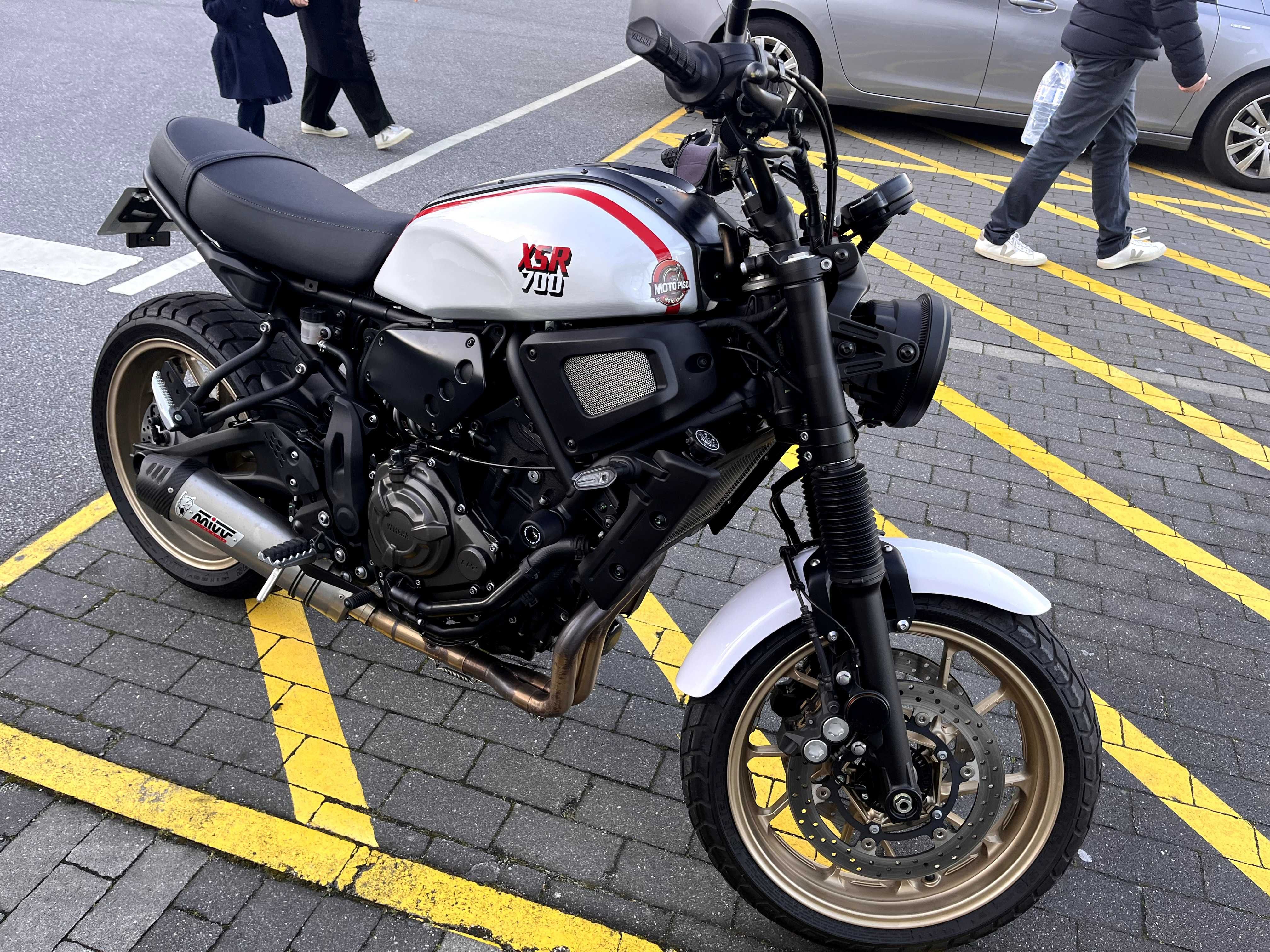 Xsr700 xtribute como nova