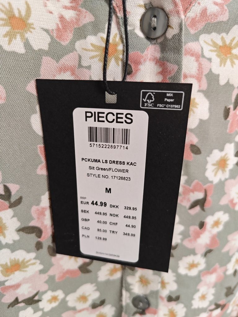 Жіноча нова сукня Pieces M