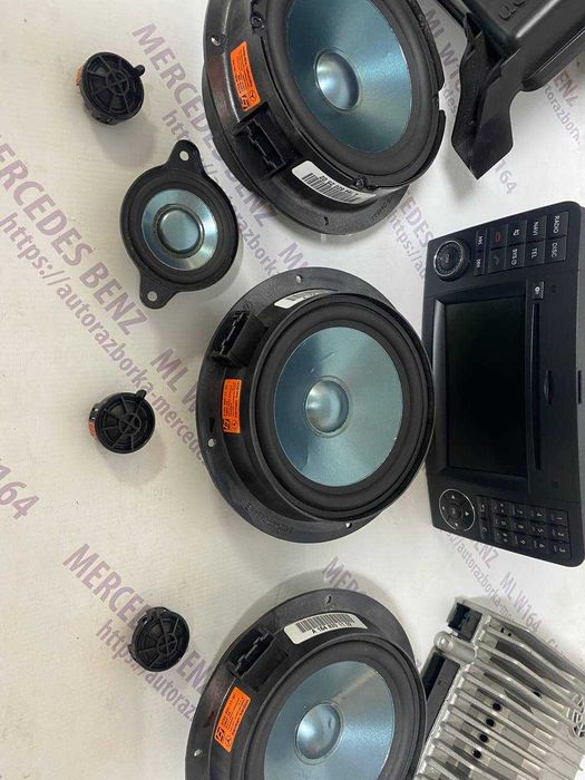 Динаміки саббуфер колонки Mercedes ml w164 gl x164 мл гл Harman Kardon