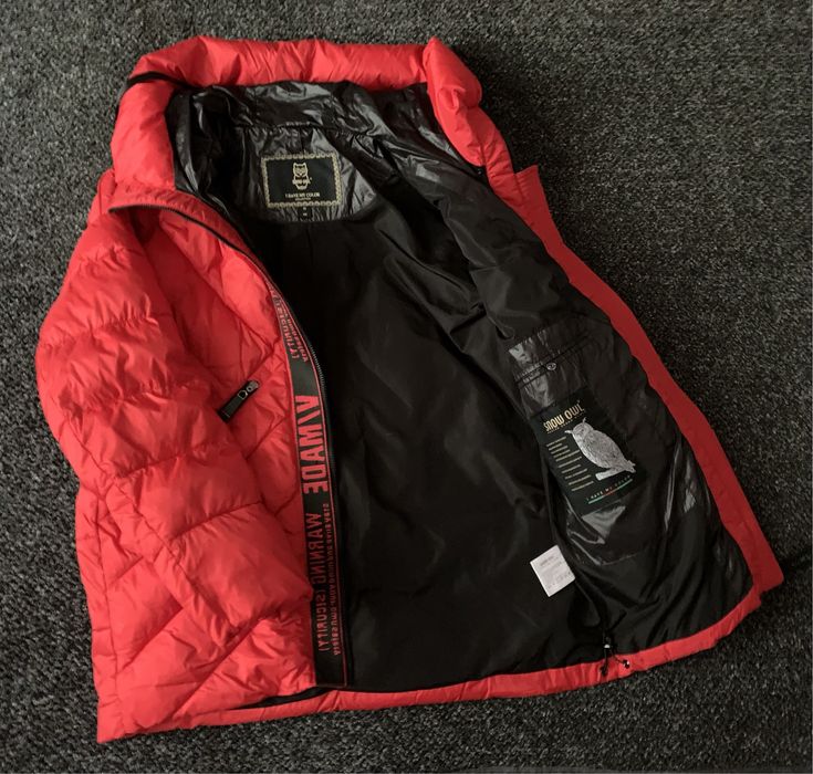 Куртка жіноча