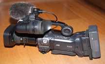 Camara JVC 850 GY-HM850RE como nova (100horas de trabalho)
