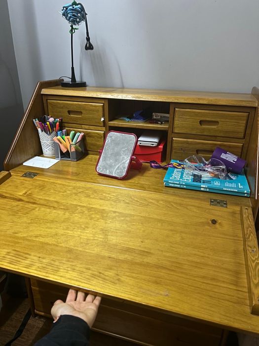 Vendo comoda/secretaria