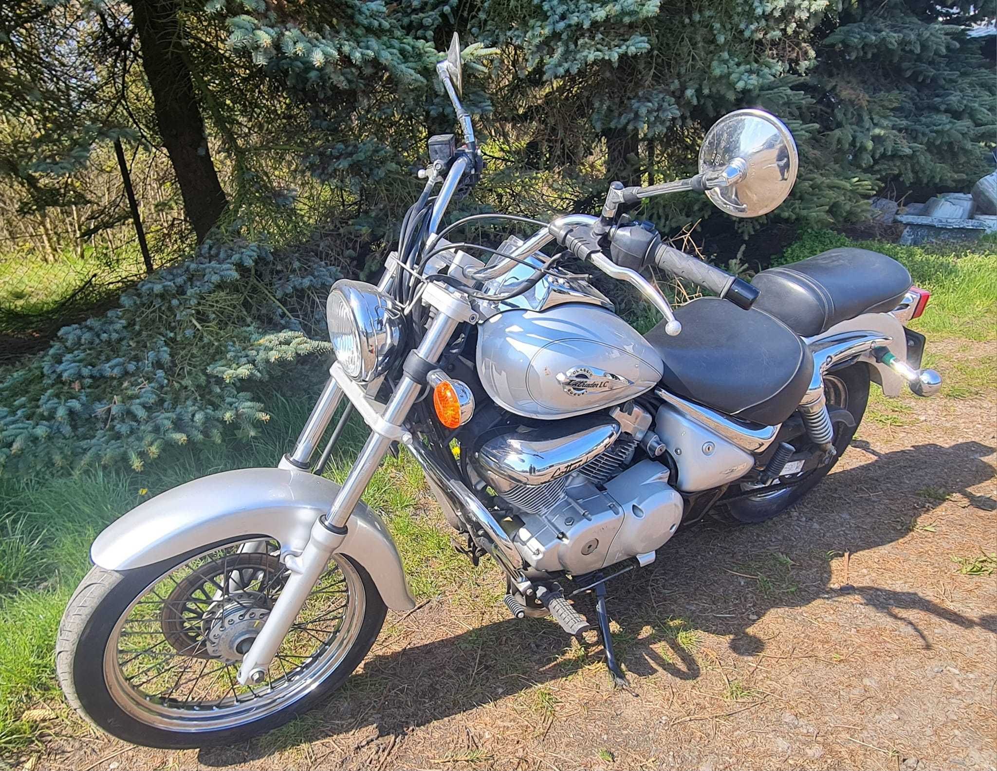 Suzuki Intruder 125