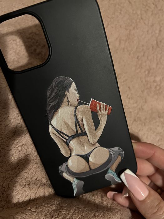 Чехли на айфони нові