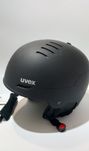 Kask narciarski czarny nowy Uvex rozmiar 54-58 cm