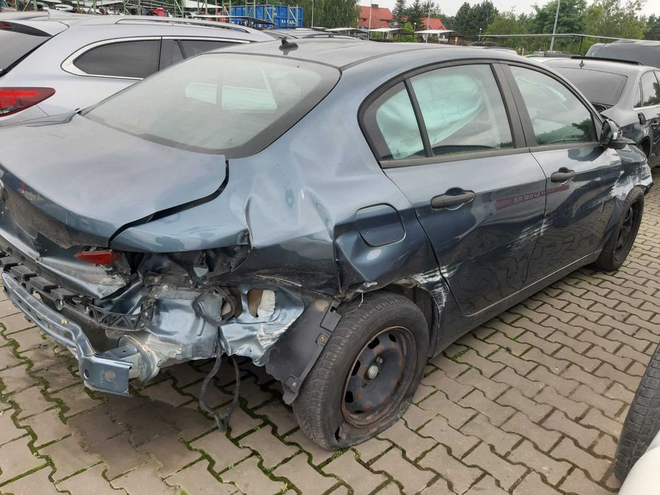 FIAT TIPO II 405/C maska klapa drzwi lampa zderzak błotnik części