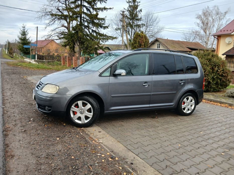 Продам Volkswagen Touran