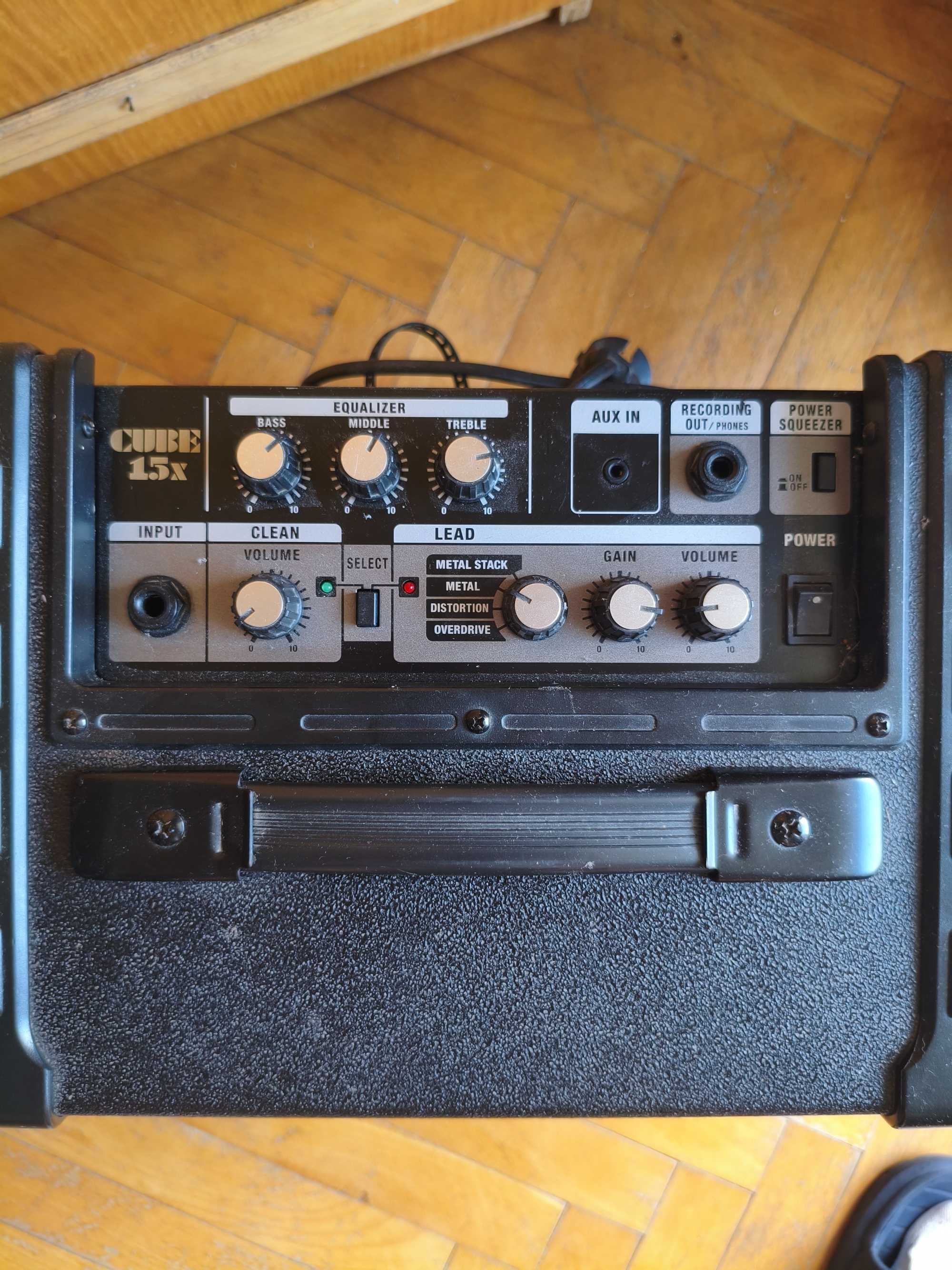 Wzmacniacz gitarowy Roland Cube 15x