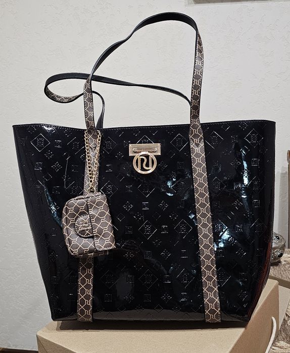 Сумка лакова з екошкіри .